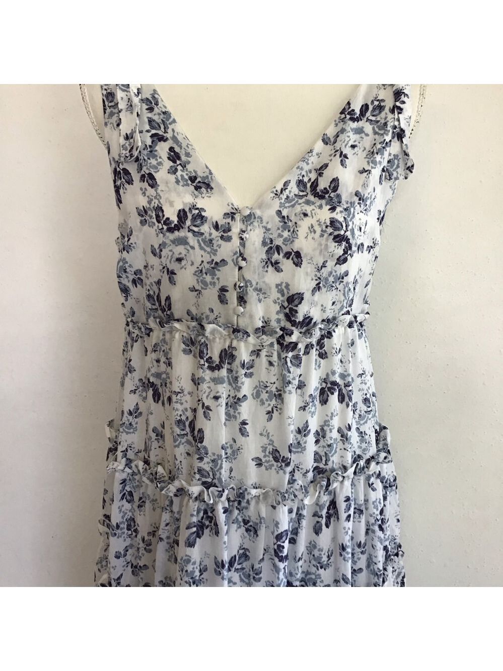 Moon River Women Elegant White Blue Floral Tiered Backyard Party Maxi Dress M - Picture 5 of 13